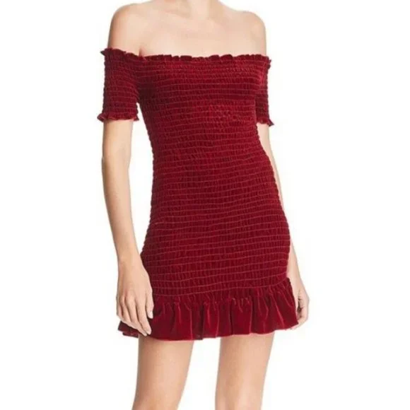 Aqua Brand Dress Burgundy Fitted Wide Neck Size Large L Above Knee Ruffle NEW - Picture 1 of 2